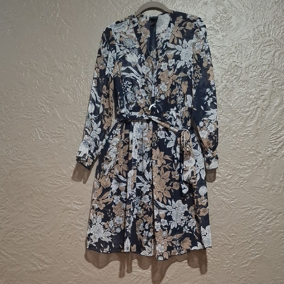 Katy And Lily Wome'sFloral Midi Dress - Navy and Cream Size 6 - Picture 1 of 13